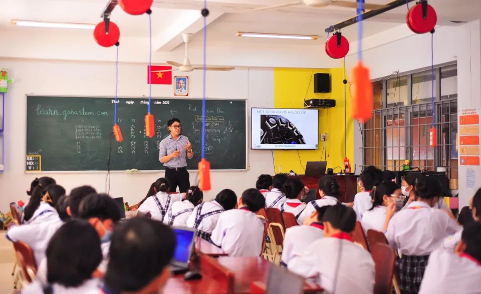 Phòng học máy lạnh